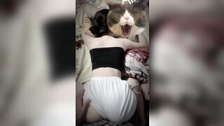 Lặng ngụp mấy nay giờ lên tiếp ENY tuổi Sinh Viên cho các đồng râm thẩm