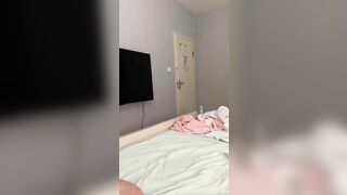 Em vừa đi học về là dắt vào phòng đụ luôn chứ nứng cặc quá trời rồi