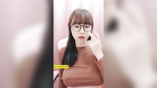 em idol live Jun Jun thủ dâm có cặp bưởi cực đẹp