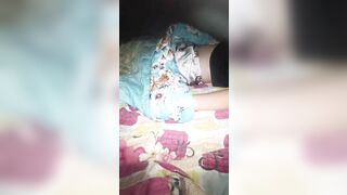 nửa đêm mò lén em họ ngủ say p3