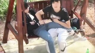 Móc lồn nhau ngay ngoài đường