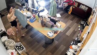 Hack cam quay lén phòng livetream bán hàng onl P2 cặp vú quá đã