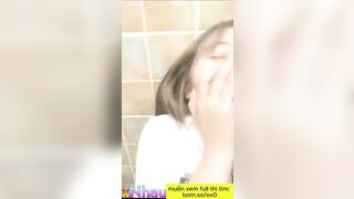 Em học sinh cấp 2 bị, thầy giáo sàm sỡ --- dâm trong nhà wc 5