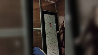 Đi đấm lưng gặp ngay con bạn học cùng làm công việc này