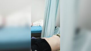 Nghề bác sĩ ngắm vú bướm cả ngày k chán