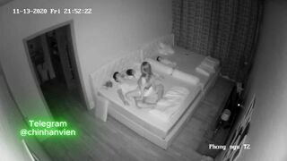 Hack camera vợ dâm cưỡi ngựa , rên cực nứng tình