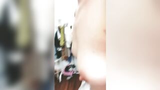 Em hàng xóm vú to lồn múp vừa tắm vừa khoe hàng ngon