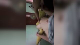 Cô giáo nghiêm nghị nhưng trong lúc nứng lồn địt nhau thì cùng dâm đãng như thường