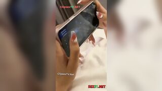 Đang chs game mà thg bạn cứ bóp vú đòi djt nhau nên cởi đồ luôn
