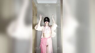 Những điệu nhảy sex của các cô gái 54