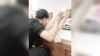 Cuối cùng cũng gạ được em người yêu sinh viên vào nhà nghỉ 🤪 Lần đầu em nó còn hơi n