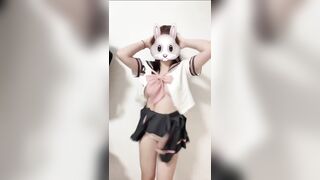 Những điệu nhảy sex của các cô gái 69