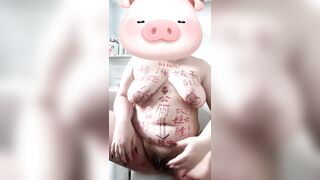 Em gái béo phì bụng bự dâm dục