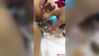 Trói em lại rồi bắt em uống nước bằng lổ đít rồi thông luôn lổ đít làm em rên la oai