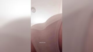 Clip Hot Liếm Lồn Online Bạn Gái Mông To Vú Bự Vạch Lồn Trước Điện Thoại