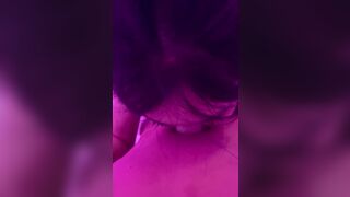 Bé thỏ ladyboy cực nhiệt tình bú cho khách
