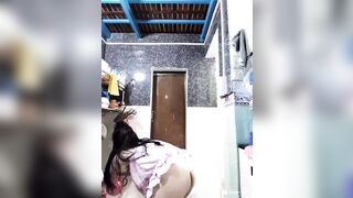 Chị mb mông to rửa bát không mặc quân hàng ngon dâm đãng