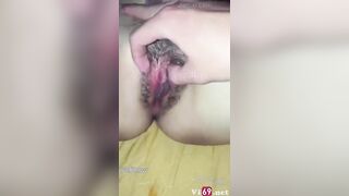 Nghịch cái Bướm ướt nhẹp của Bác Trẻ uống say Động dục Djt sướng