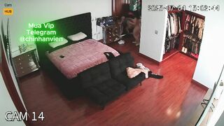 Hack camera Cha dượng địt cả mẹ và con gái 1