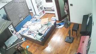 Hack cam gái xinh bím nhiều lông