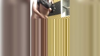 An ủi em gái 2k4 vú to mới chia tay người yêu