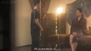 1 Nhìn vợ bị tên massage địt sau tấm kính 2 chiều