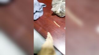 Lẻn vào phòng cô giáo lấy quần lót sục p1