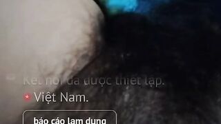 Em gái nứng lồn thích khoe lông