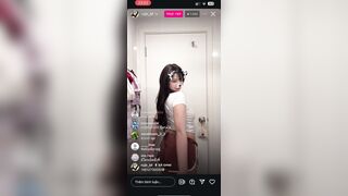 Em gái Thái Lan 82K follow vú khủng show hàng trên Instagram kiếm tiền P1