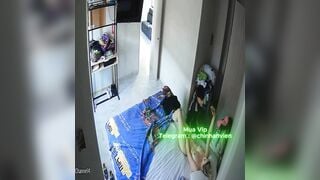 Hack camera Mẹ đang nude chụp ảnh sex thì con trai vào