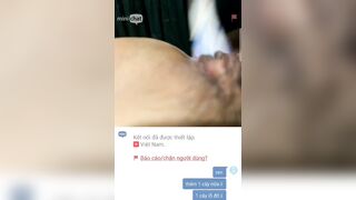 gặp em dâm trên mini chat chơi hẳn 2 cái bàn chải