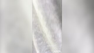 Dụ dỗ em học sinh mới lớn ra sân sau trường để chịch em nó