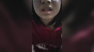 Thanh niên gạ địt em học sinh mới lớn, lồn non vkl