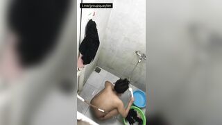 Quay lén em gái cực dâm
