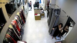 Hack cam shop quần áo