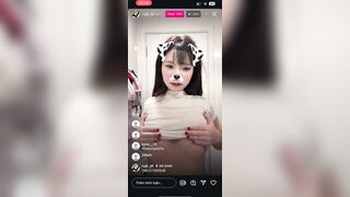 Em gái Thái Lan 82K follow vú khủng show hàng trên Instagram kiếm tiền P2