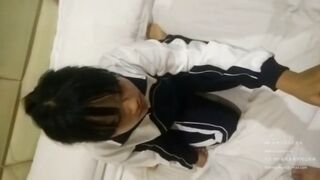 Dụ dỗ được em học sinh mới lớn đi khách sạn rồi địt tung lồn P.2