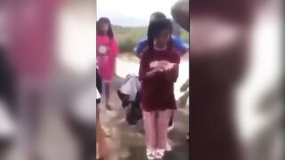 Đánh ghen em loli non tơ