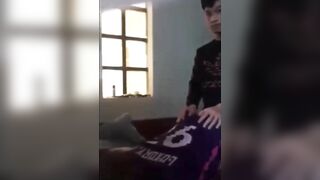 Học sinh mới lớn đã là cái bồn chứa tinh cho lũ bạn địt đau gào thét