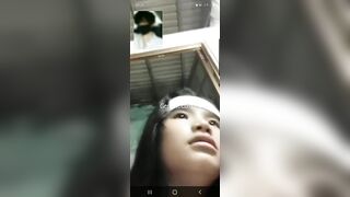 Clip Hot Quỳnh Chi 2ka10 Ốm Nhưng Vẫn Phải Show Vú