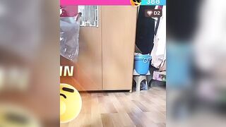 Em gái live Tiktok trả kèo