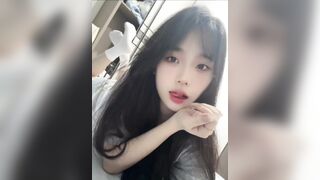 một nàng gái xinh phải bước vào con đường khoe thân kiếm tiền 😍😍  link full 👇 mô tả