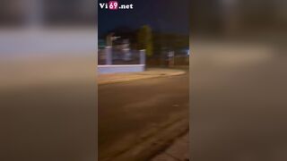 Đang đi dạo thì bị nữ tu gạ chơi public