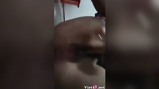 Shock, Phát hiện clip Khoe vú lồn của Bác gái trong điện thoại