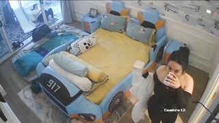 Hack cam phòng ngủ e gái xinh đẹp vú to thuê nhân viên về massage tại nhà P1