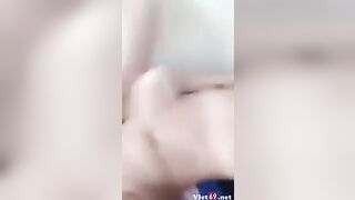 Đĩ hà my, Vừa móc lồn vừa kể chuyện djt nhau vs Chó