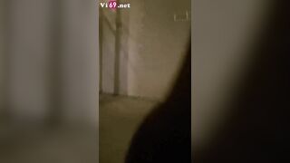 SV, Bắt e Teen Show vú ở TTTM djt lén ở tàu điện Public