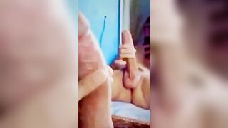 Buồn sục cặc tí