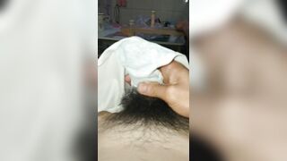 Thủ dâm với quần lót các em xinh đep