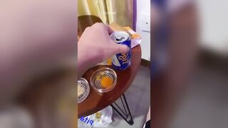 Đang nhậu thì đè con bạn thân ra đụ luôn